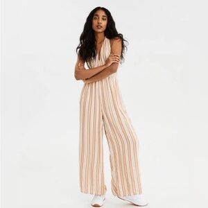 🤩🤩American Eagle-Striped Halter top-backless Jumpsuit🤩🤩
